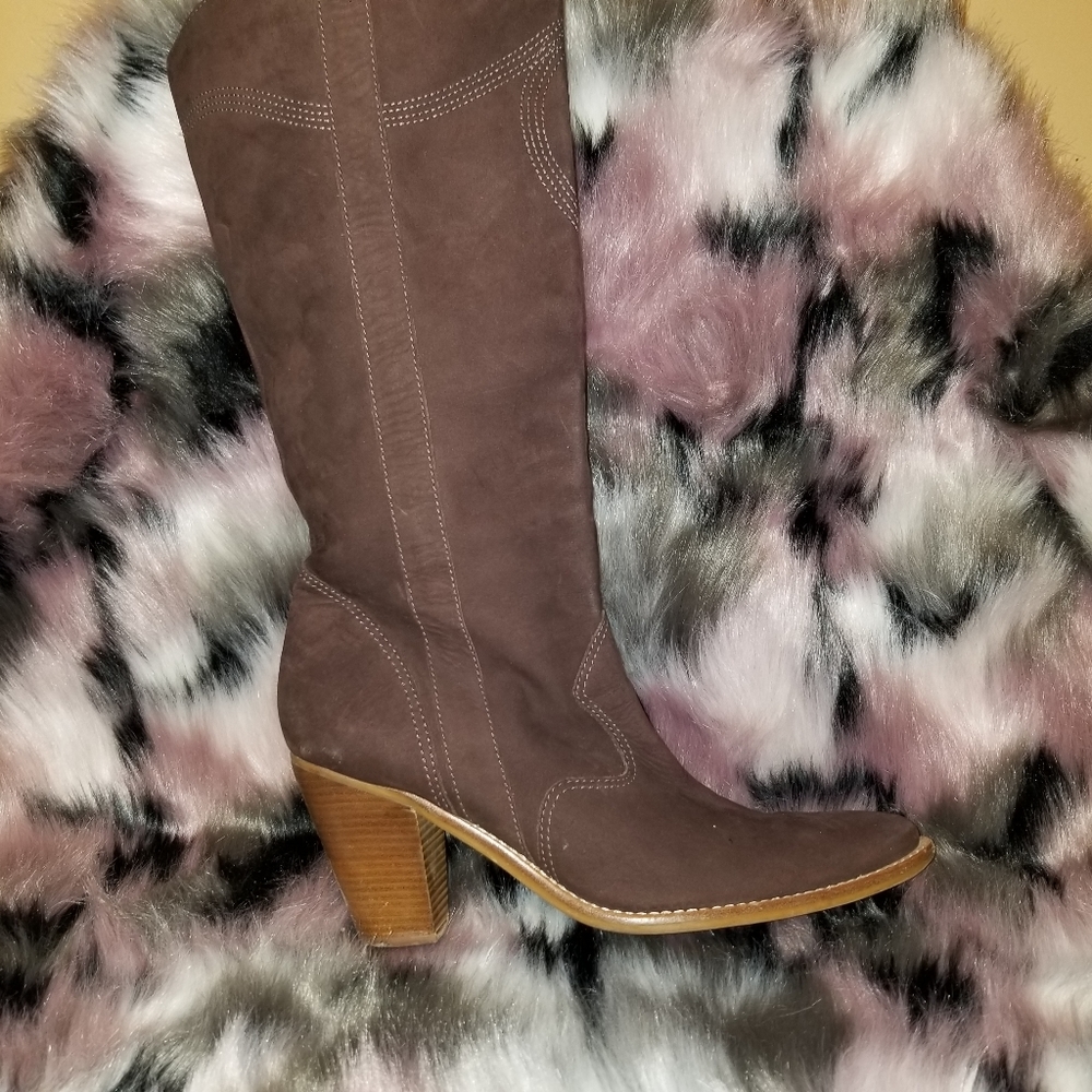 Gianni Bini Brown Cow Girl Boot